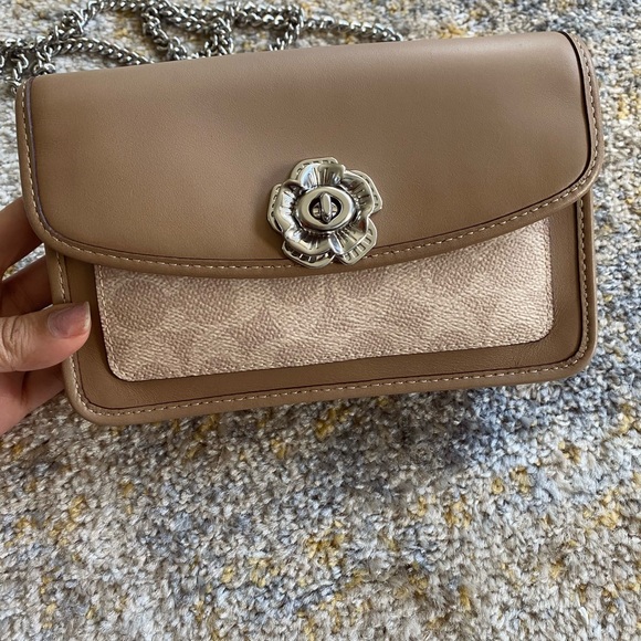 Coach Parker Crossbody - Picture 6 of 8